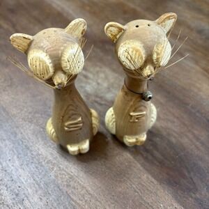 Vintage Ceramic Cat Salt and Pepper‎ Shakers Whimsical Kitchen Decor MCM Japan